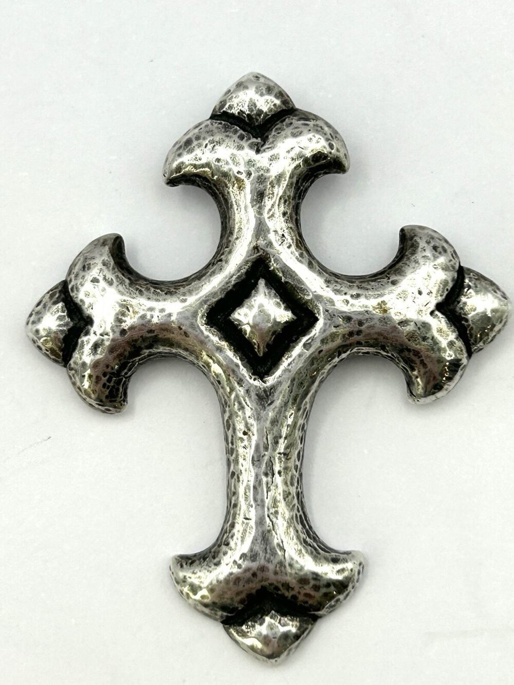Retired Vintage James Avery Sterling Silver Repousse Fleuree Cross Pendant 2"